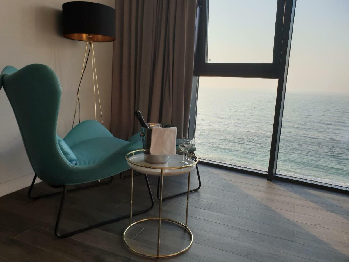 公寓 Premium Seaview 50 Meters From The роскошные с прямым видом на море в 50 метрах от пляжа Cf 敖德萨